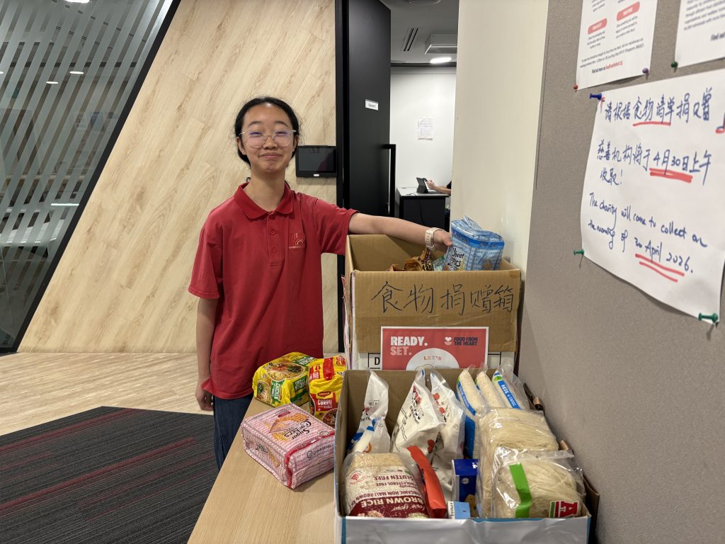 Hanbridge Student during donation drive