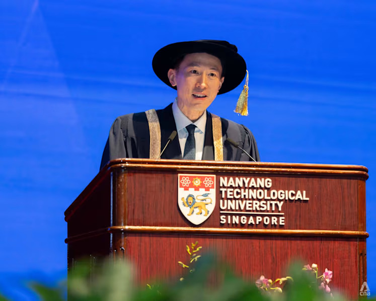Shou Zi Chew speaking at Nanyang Technological University's 2026 doctoral commencement ceremony.