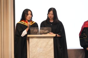 Hanbridge Institute graduates gathered for a group photograph to celebrate their academic achievements